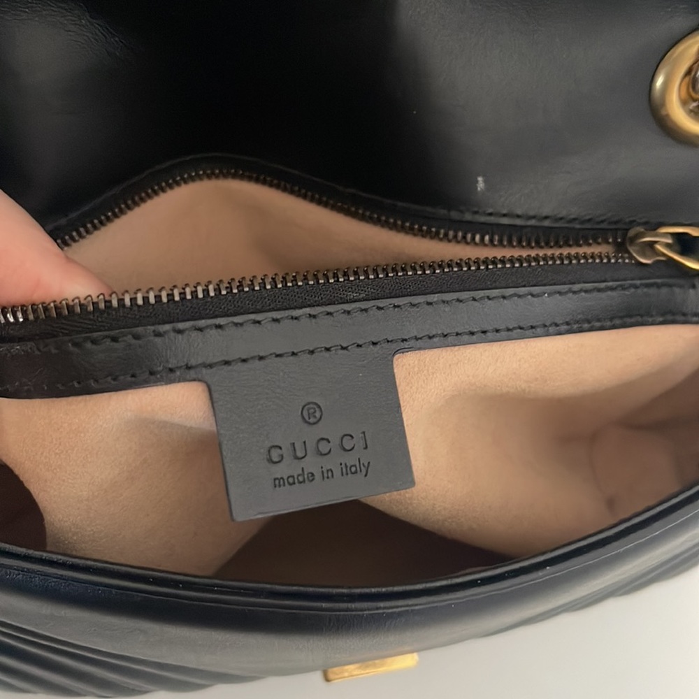 Authentic Gucci Marmont - Small - image 6